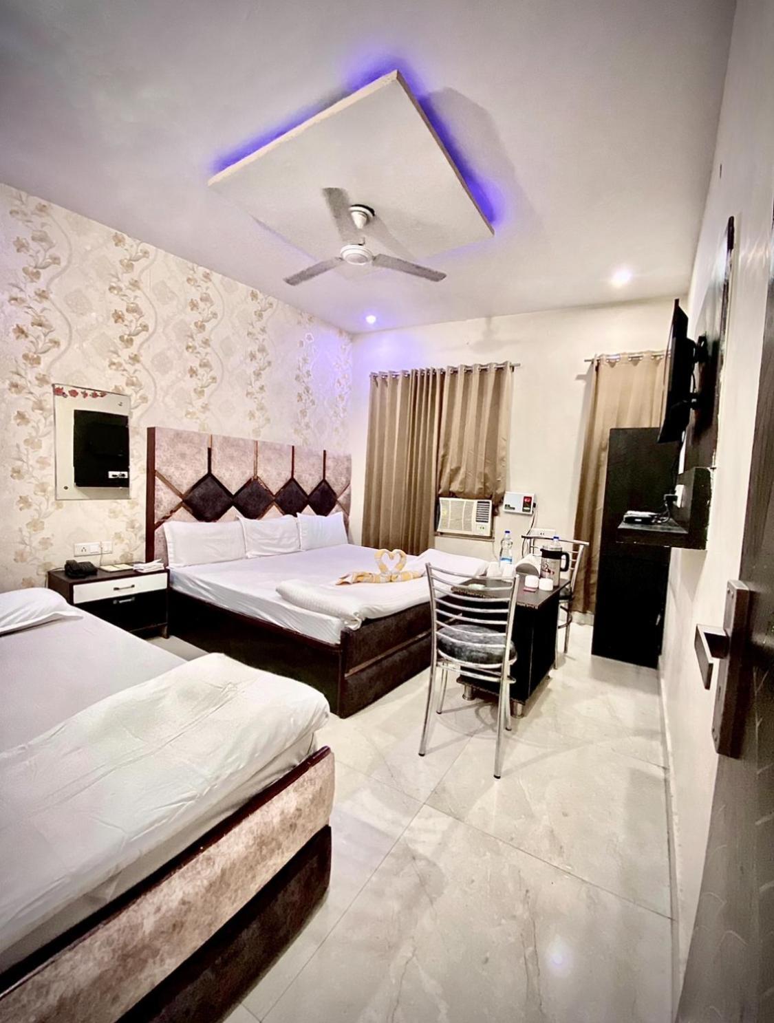 Hotel Swaran House Amritsar Zewnętrze zdjęcie